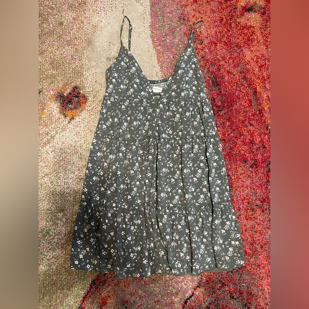 Summer dress, never been worn. Aeropostale
